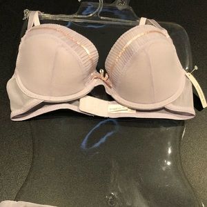 Bra and underwear set